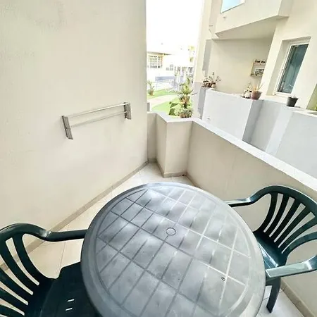 דירה Minty Pool, Terrace, Fiber And Parking
